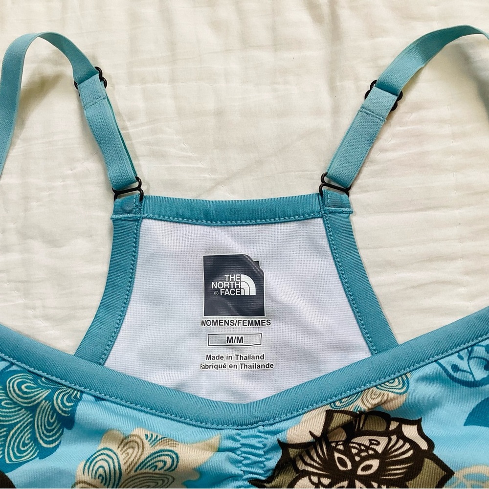 North Face VaporWick Mira Kari Built In Bra Tank Top Blue Floral M - Picture 3 of 8